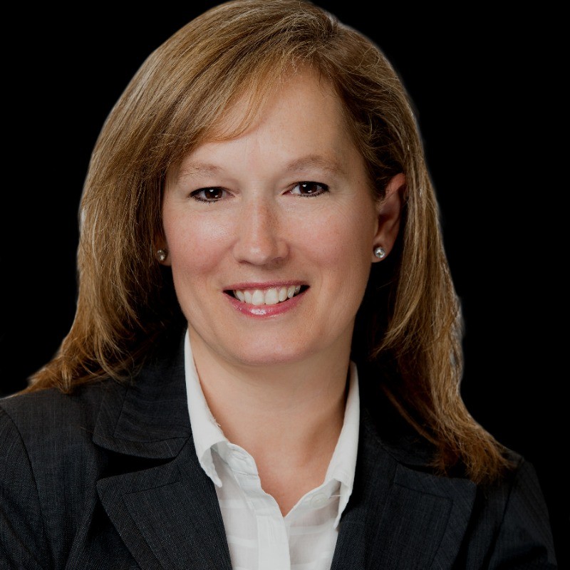 Elizabeth Manzo