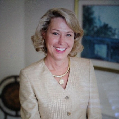 Elizabeth
DeVaughn Costner