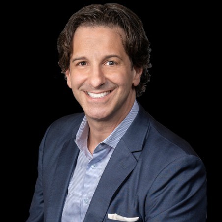 Daniel Karon