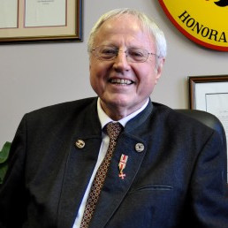 Bernard Buecker