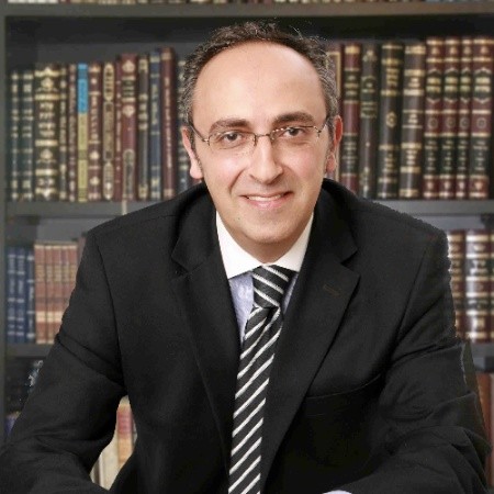 Farbood Majd